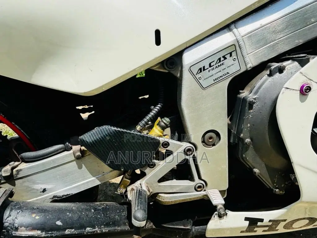 Honda CBR 2010 Motorbike (Used)