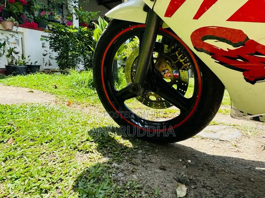 Honda CBR 2010 Motorbike (Used)