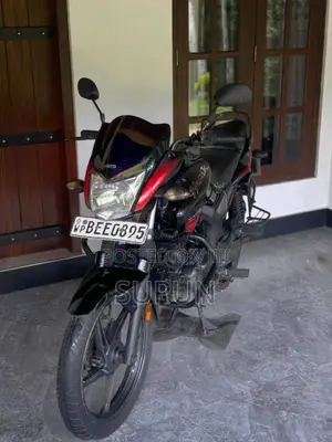 Hero Hunk 2016 Motorbike (Used)