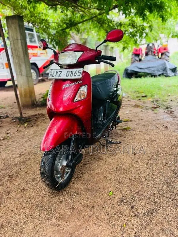 Hero Pleasure 2013 Motorbike (Used)