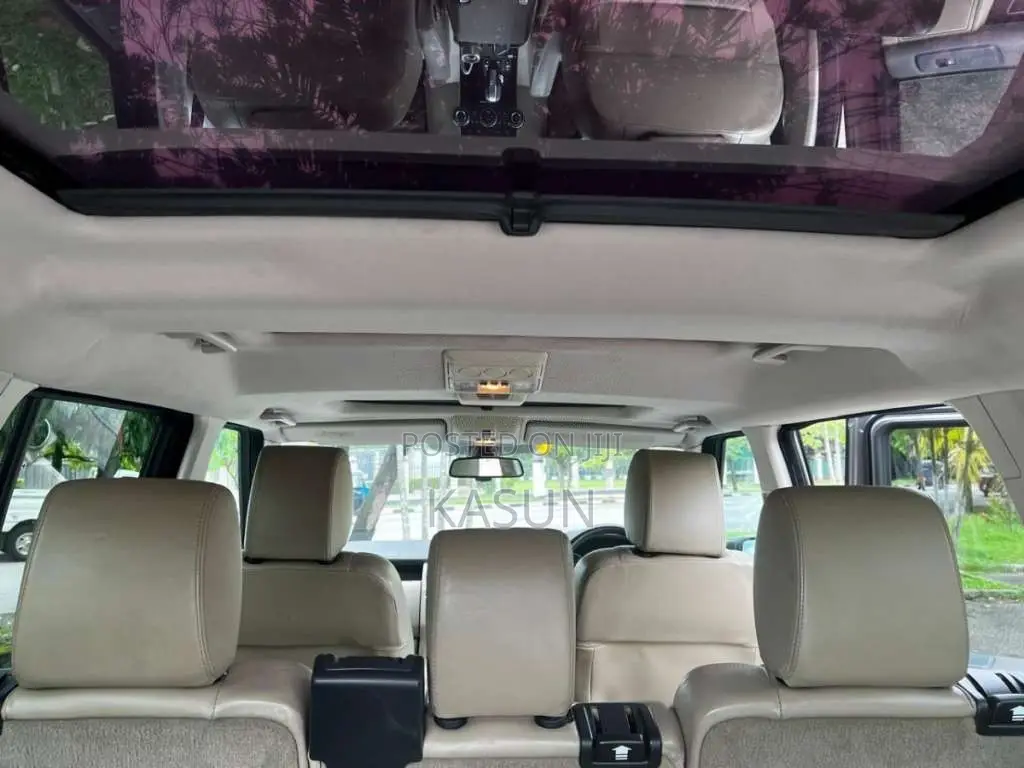 Land-Rover Discovery 4 HSE 2010 SUV (Used)