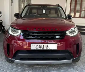 Land-Rover Discovery 5 2017 SUV (Used)