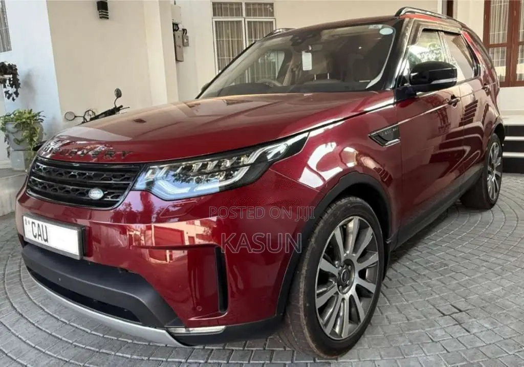 Land-Rover Discovery 5 2017 SUV (Used)