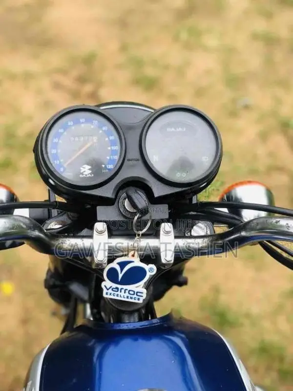 Bajaj Boxer 2002 Motorbike (Used)