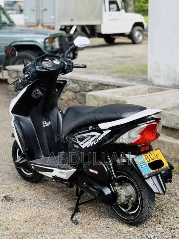 Honda Dio 2015 Motorbike (Used)