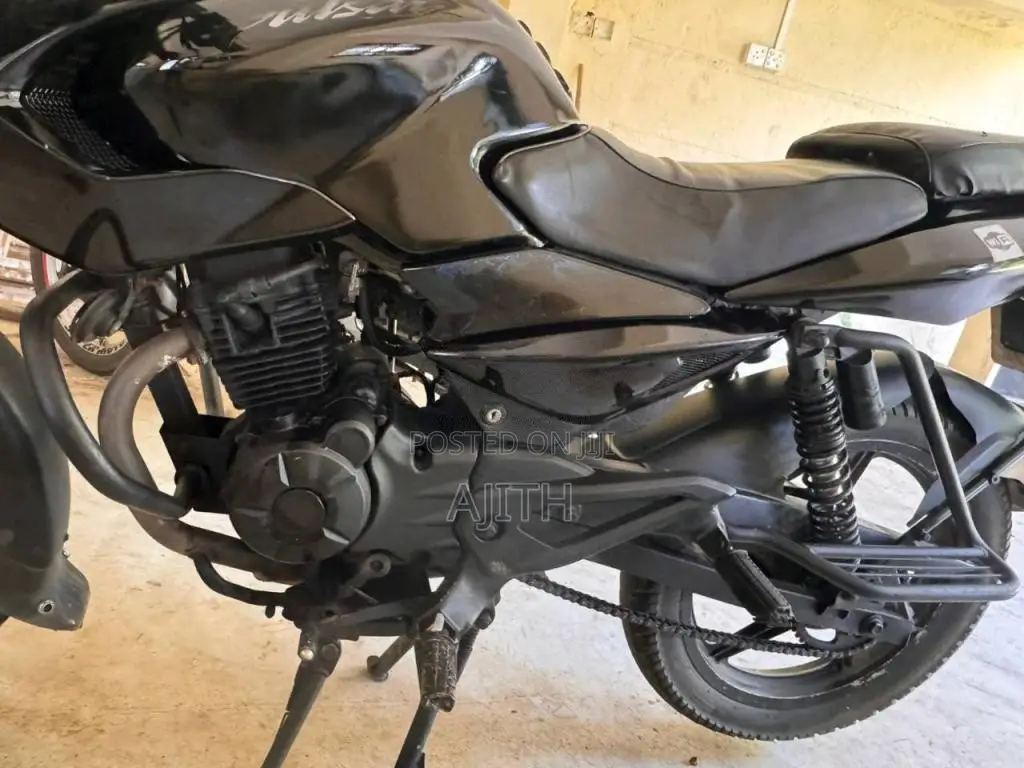 Bajaj Pulsar 135 2010 Motorbike (Used)