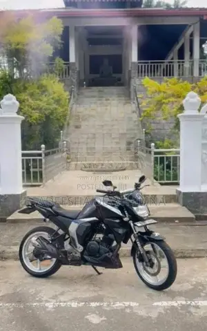 Yamaha FZ 2017 Motorbike (Used)
