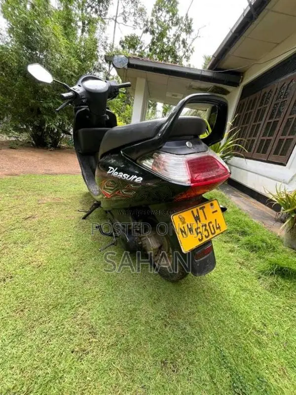 Hero Pleasure 2011 Motorbike (Used)