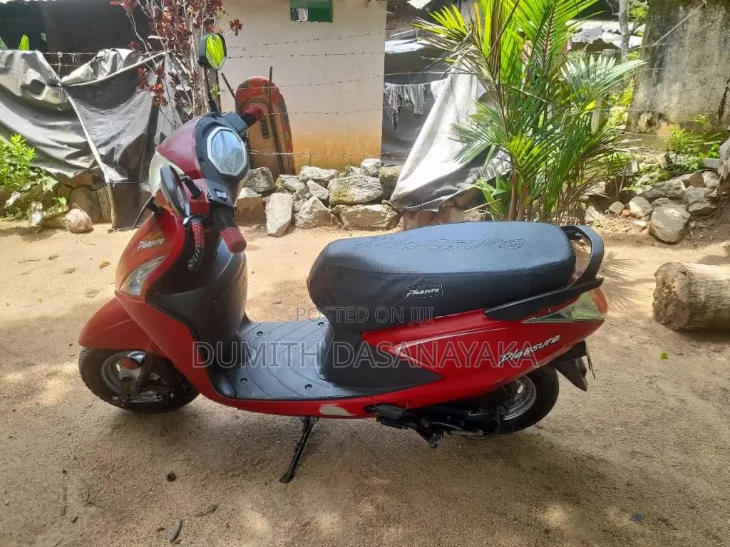 Hero Pleasure 2014 Motorbike (Used)