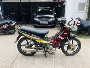 Loncin Waves 2011 Motorbike (Used)