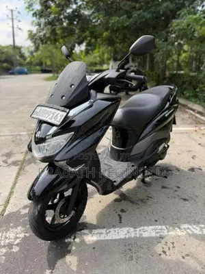Suzuki BURGMAN 2018 Motorbike (Used)