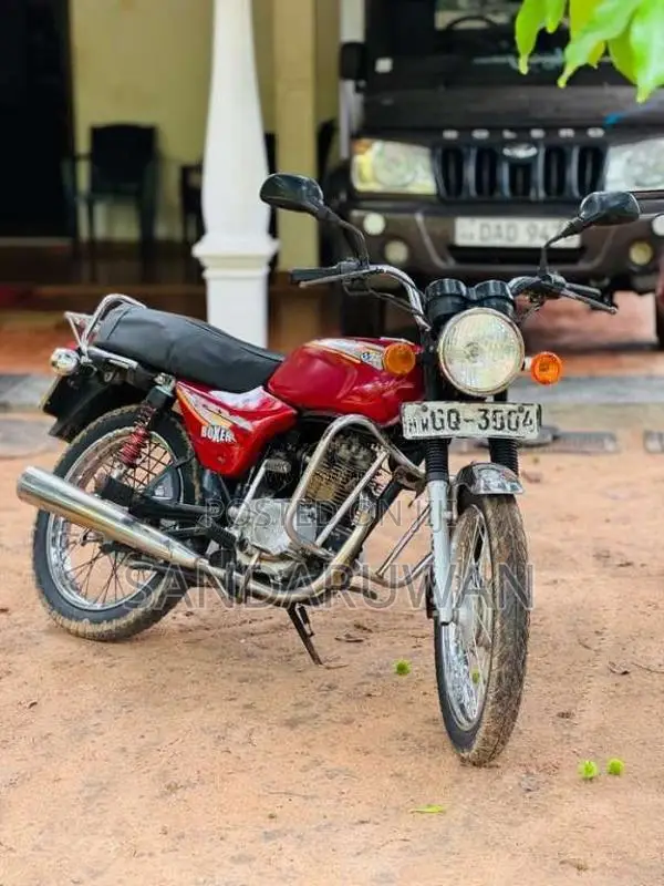 Bajaj Boxer 2002 Motorbike (Used)