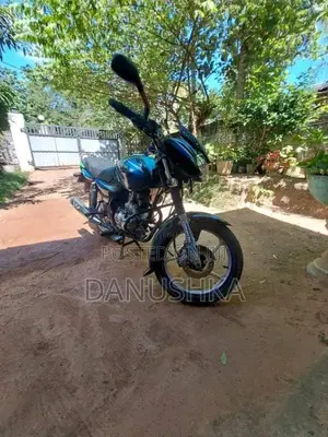 Bajaj Discover 125 2016 Motorbike (Used)