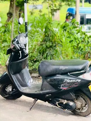 Hero Pleasure 2012 Motorbike (Used)