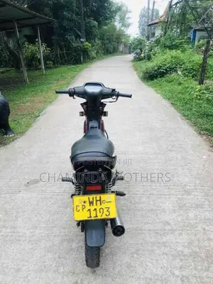 Loncin Waves 2011 Motorbike (Used)