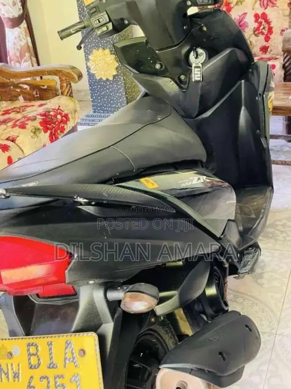Yamaha Zr 2020 Motorbike (Used)
