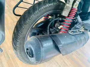 Hero Hunk 2015 Motorbike (Used)