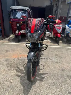 Bajaj Pulsar 2017 Motorbike (Used)