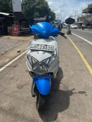 Honda Dio 2015 Motorbike (Used)
