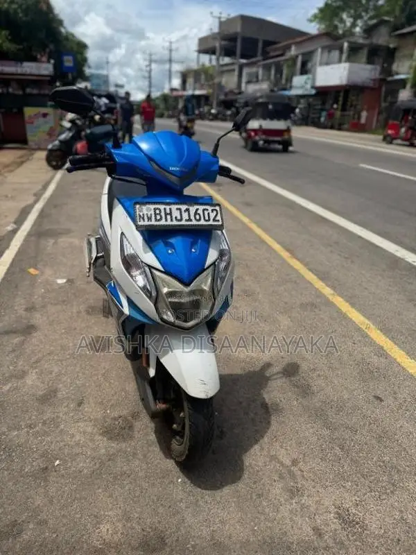 Honda Dio 2018 Motorbike (Used)