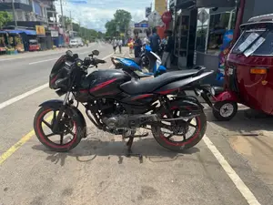 Bajaj Pulsar 2017 Motorbike (Used)
