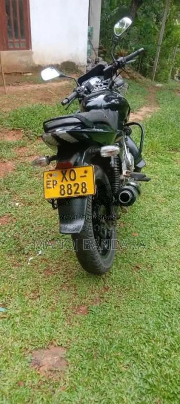 Bajaj Pulsar 2011 Motorbike (Used)
