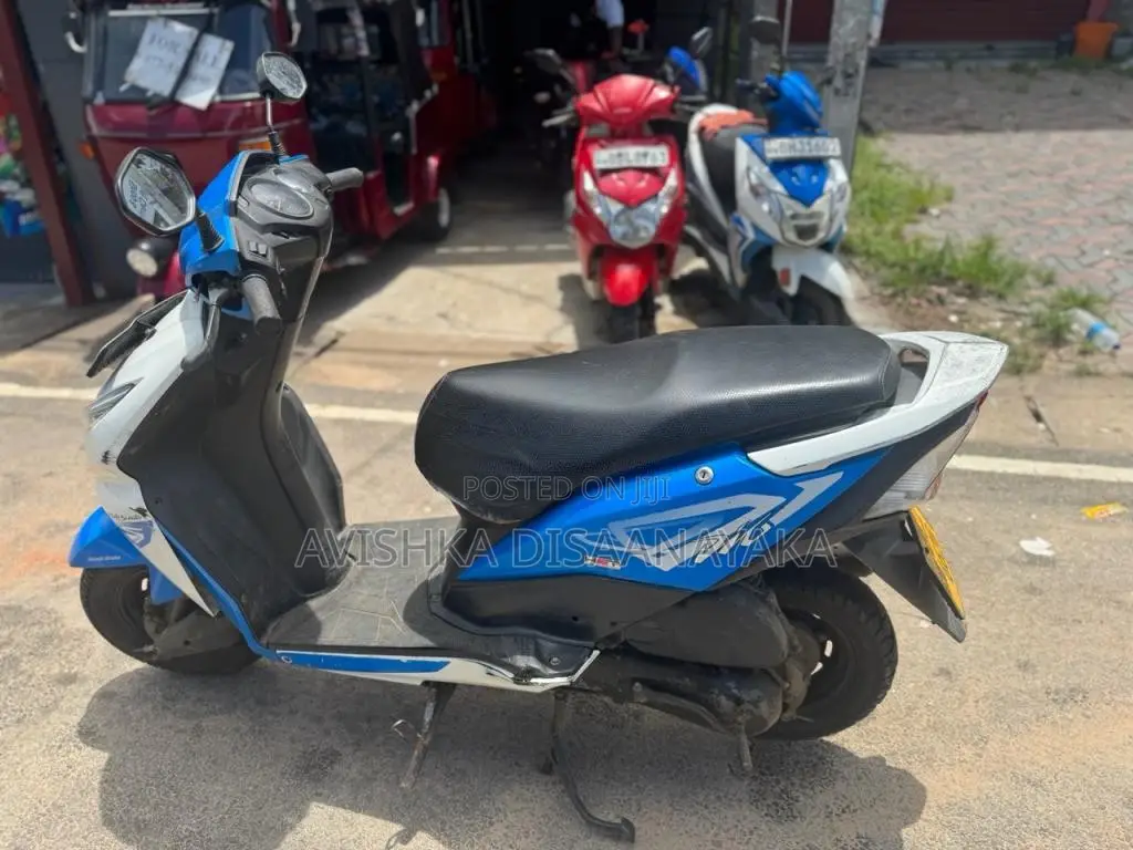 Honda Dio 2018 Motorbike (Used)