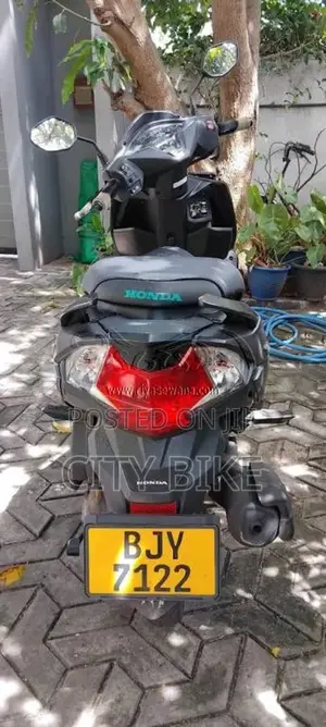 Honda Dio 2025 Motorbike (Used)
