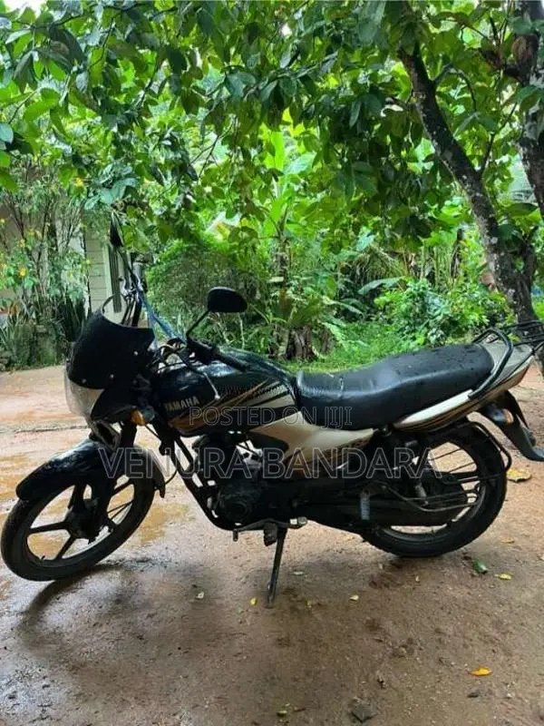 Yamaha Ybr 110 2015 Motorbike (Used)