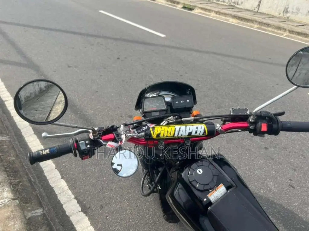 Yamaha TW 2015 Motorbike (Used)