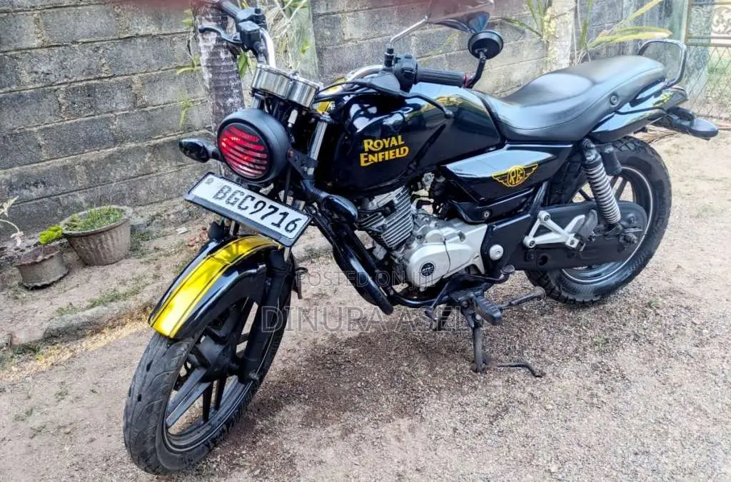 Bajaj V15 2018 Motorbike (Used)