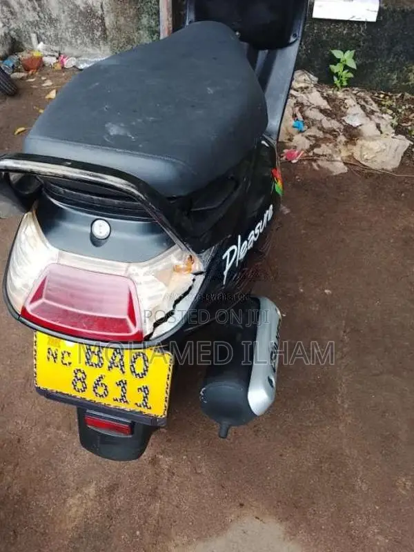Hero Pleasure 2013 motorcycle (Used)