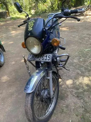 Bajaj Boxer 2003 Motorbike (Used)