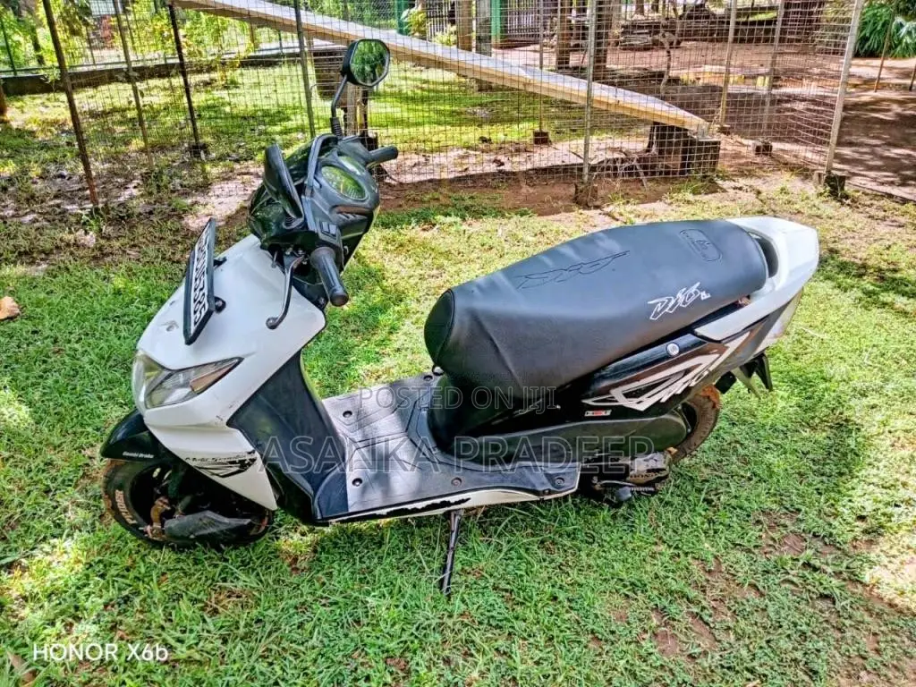 Honda DIO 2016 Motorbike (Used)