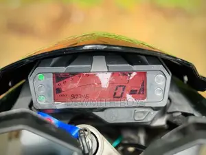 Yamaha FZ 2015 Motorbike (Used)