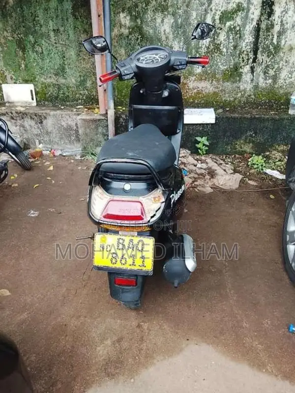 Hero Pleasure 2013 motorcycle (Used)