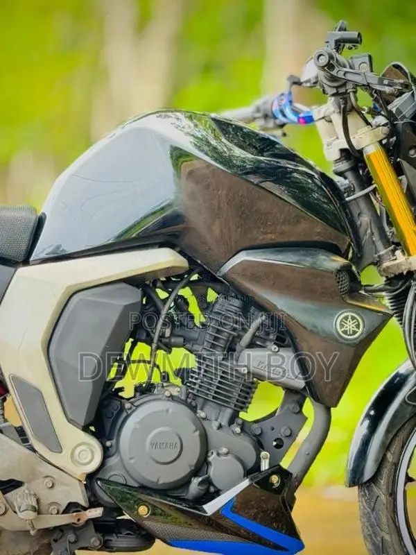 Yamaha FZ 2015 Motorbike (Used)