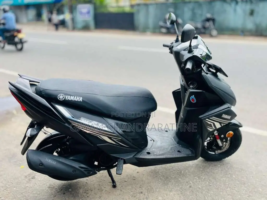 Yamaha Ray ZR 2018 Motorbike (Used)