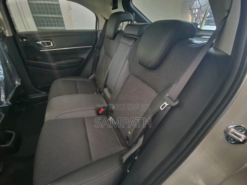 Honda Vezel Z Premium 2025 SUV Unregistered (Recondition)