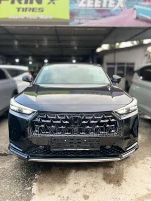 Honda Vezel Premium 2025 SUV Unregistered (Recondition)