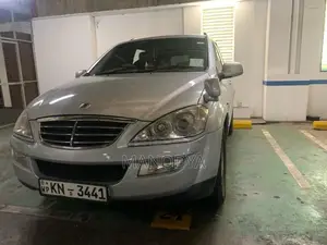Micro Kyron 2010 SUV (Used)