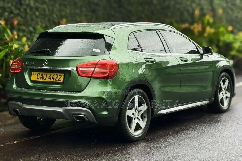 Mercedes-Benz GLA180 2016 SUV (Used)
