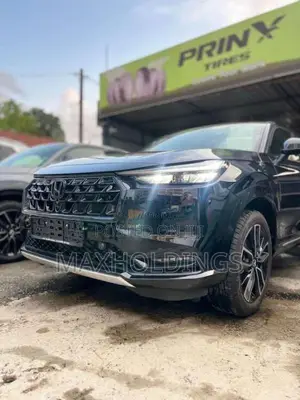 Honda Vezel Premium 2025 SUV Unregistered (Recondition)