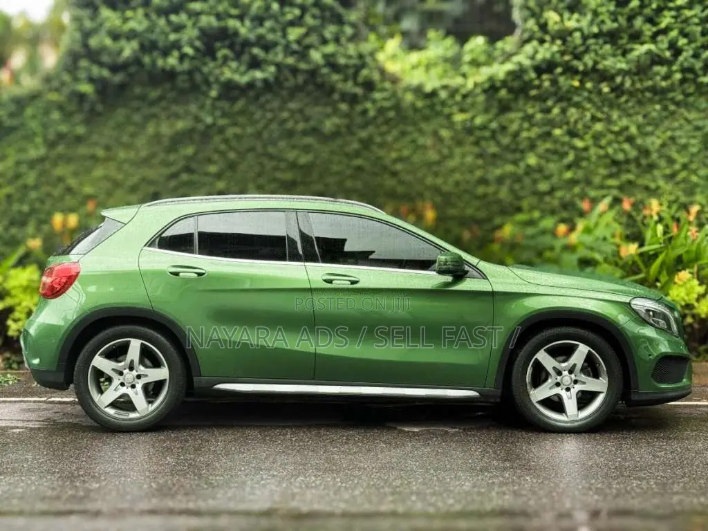 Mercedes-Benz GLA180 2016 SUV (Used)