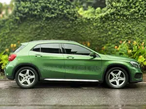 Mercedes-Benz GLA180 2016 SUV (Used)