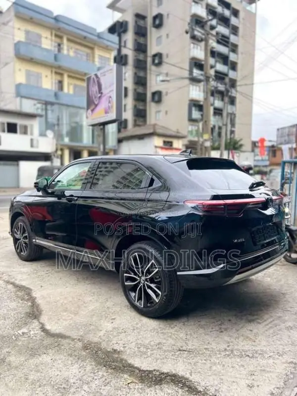 Honda Vezel Premium 2025 SUV Unregistered (Recondition)