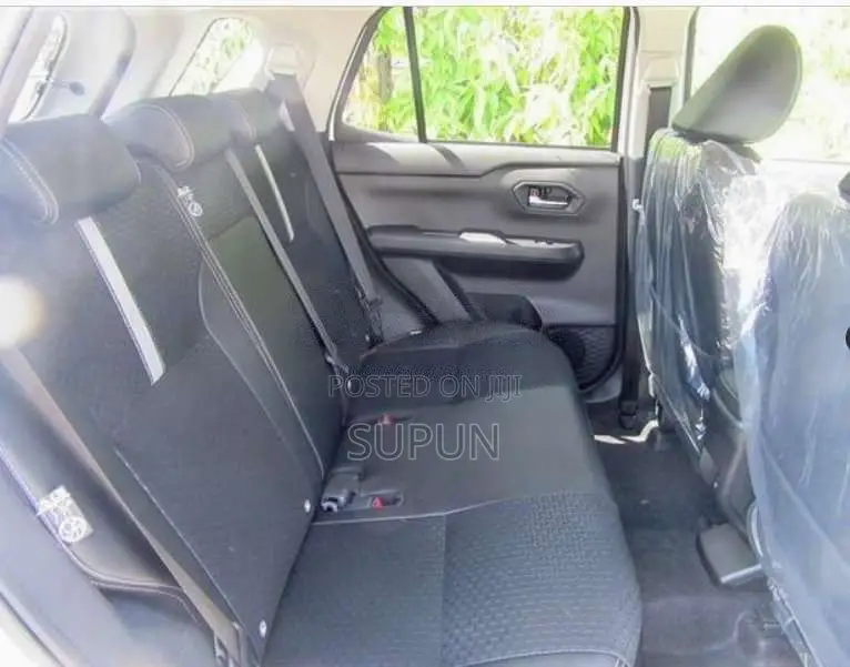 Daihatsu Rocky Hybrid G Premium 2026 SUV Unregistered (Recondition)