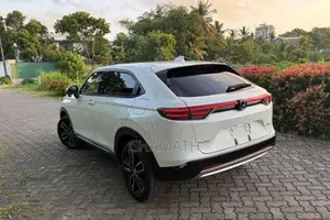 Honda Vezel Z Premium 2024 SUV Unregistered (Recondition)