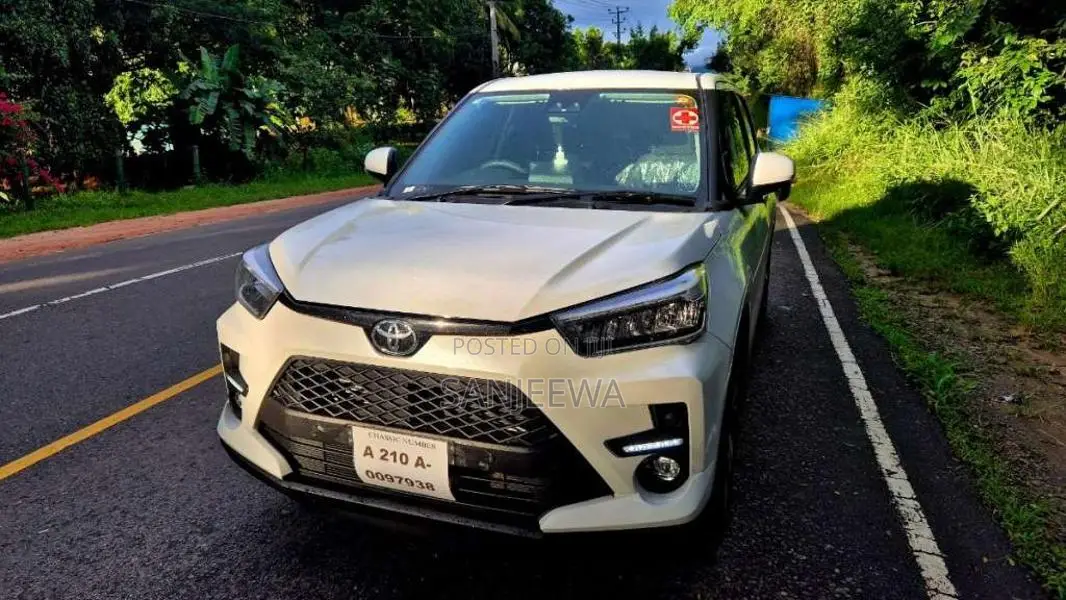 Toyota Raize Japan 2025 SUV (Used)