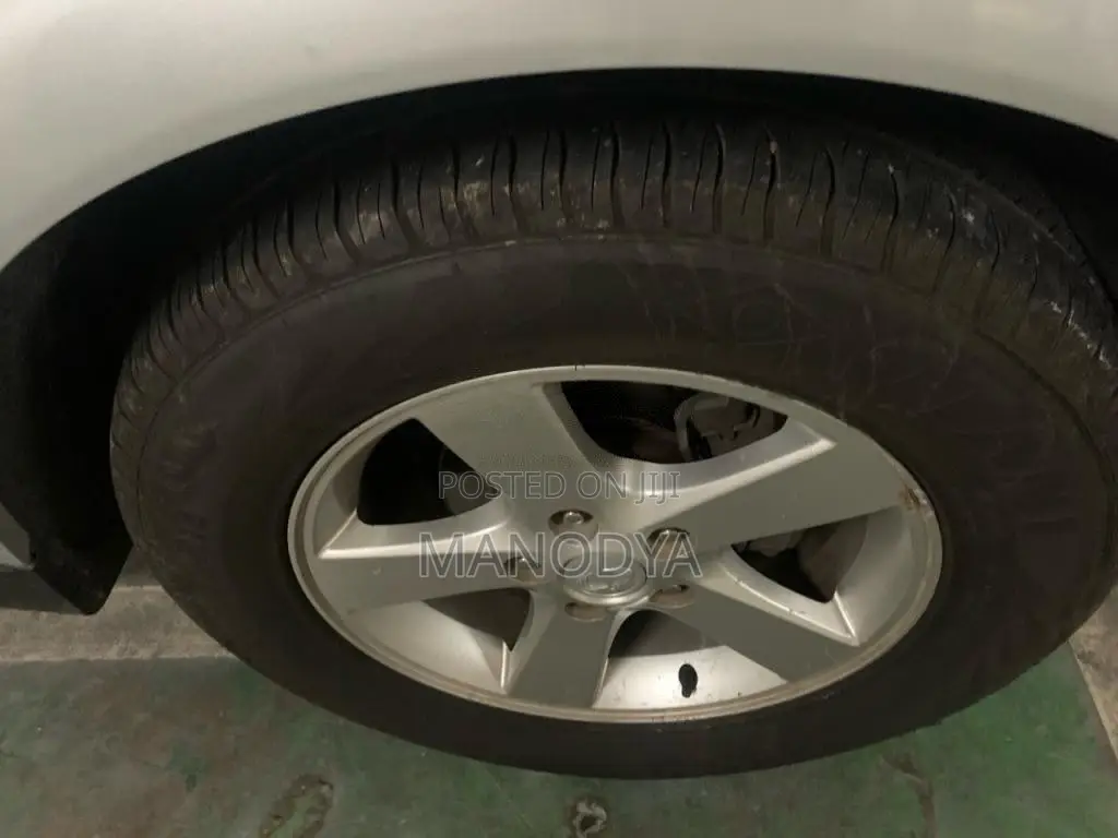 Micro Kyron 2010 SUV (Used)